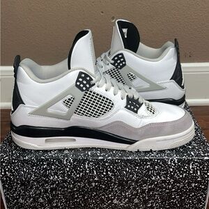 Nike Air Jordan 4 Retro White Black Grey Sneakers